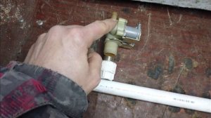незамерзающий водопровод в баню доработка.