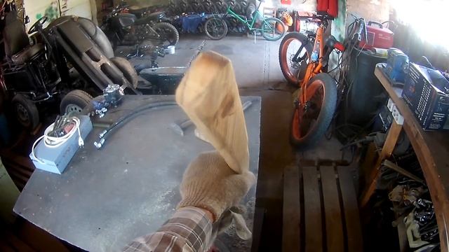 КАК СДЕЛАТЬ ТАЁЖНЫЙ ТОПОР СВОИМИ РУКАМИ ИЗ СТАРОГО ДЛЯ БУШКРАФТА, РЖАВОГО ТОПОРА смотреть онлайн