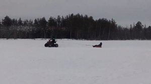 НОВОАГАНСК ХМАО ..МОТОТОЛКАЧ ПРОТИВ КВАДРОЦИКЛА КТО ЛУЧШЕ РАСКРУТИТ ПЛЮШКУ.mp4