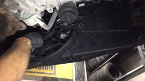 Mazda 3 mazda3 fan assembly, radiator air conditioning fan removal