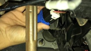 Mazda 3 2004 - Brake/Stop Light Switch Replacement (DIY Garage)