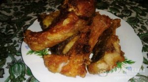 Жареный карп с куркумой, имбирем и хмели-сунели