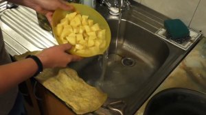 #КУХНЯ - Шулюм из тушенки! Картошка с тушенкой. Типичный военный простейший рецепт!