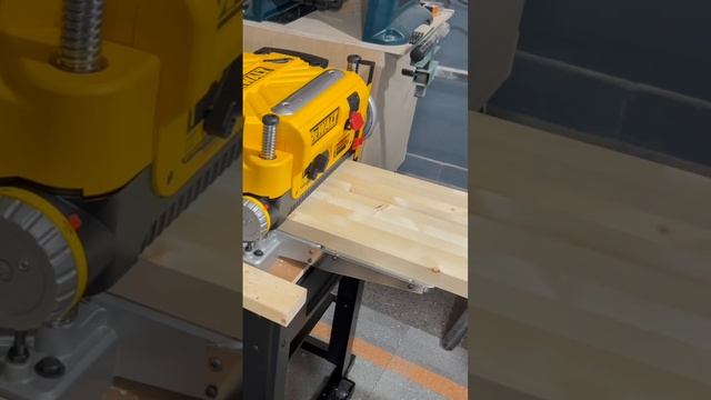 Maxing out dewalt planer with a butcher block