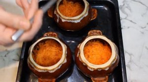 Горшочек с тушенкой и рисом в духовке великолепное лакомство