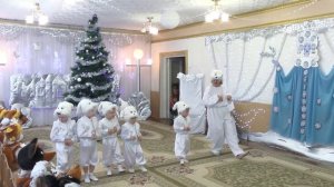 Танец зайцев на новогоднем утреннике 2017 в младшей группе Муз  рук  Леонтович С  В