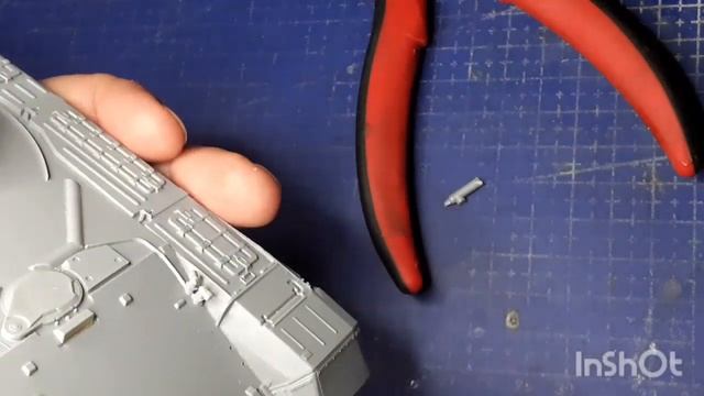 Сборка модели Т-90 Zvezda 3573 часть #5 ходовая и верхняя часть корпуса смотреть онлайн