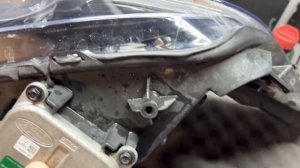 Ford Explorer 5 рестайлинг - тюнинг фар, диодные Expression Drive