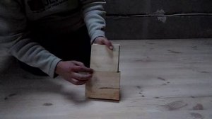Отличный дощатый долговечный пол без трещин.