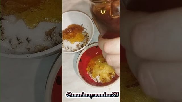 Запечённая айва с орехами