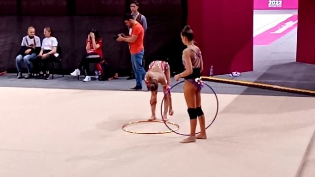 Арина и Дина Аверины смотреть онлайн