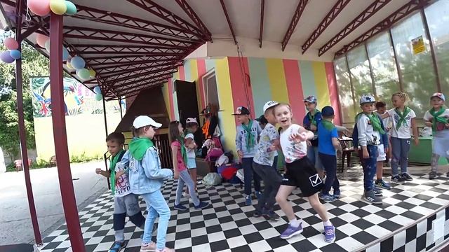 ТАНЦЫ - ДЕТСКИЙ ЛАГЕРЬ СКАУТ -  ТОП ДЕТСКИЙ КАНАЛ ЛИЗОНКЕТ