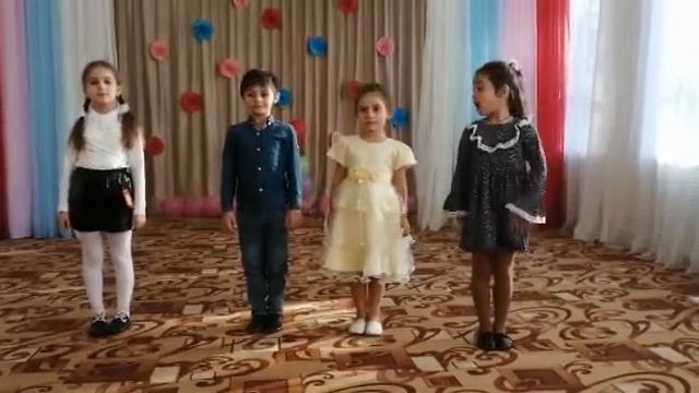 Поздравления ко Дню матери смотреть онлайн