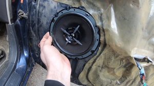 Замена передних динамиков на Toyota Carina AT 211