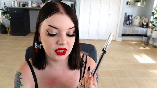 $150+ Value?!?! Chic Beauty Box Unboxing ? May/June 2023 смотреть онлайн