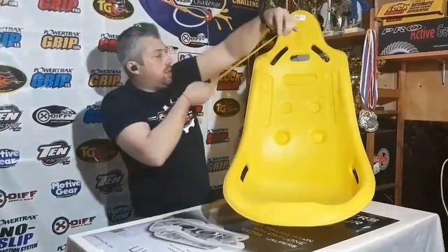 Обзор Спортивного кресла (ковш) Summit Racing® — легко мыть и чистить смотреть онлайн