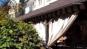 Туман-роса для холода на летней площадке. Охлаждение воздуха в кафе на улице. Распыление воды Херсо