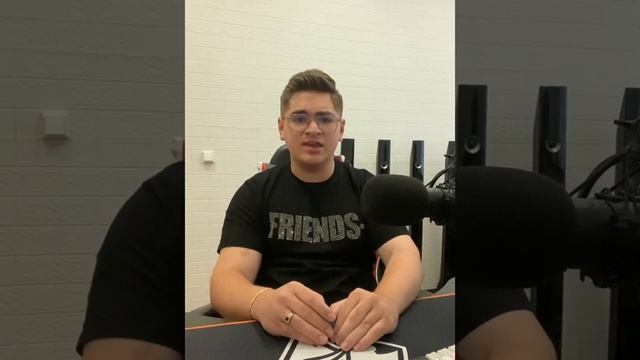 Хоня сутки на ответ! Кто из Бузылёвых тебе звонил! смотреть онлайн