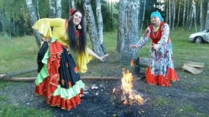 СЫПАЛ   СНЕГ  БУЛАНОМУ   ПОД  НОГИ    АВФ