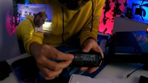 ASUS ROG STRIX ARION + SAMSUNG 990 PRO NVMe M.2 SSD - 1TB)