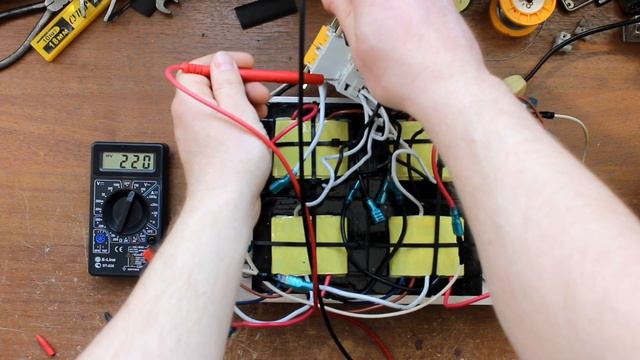 Как с помощью нескольких трансформаторов повысить сетевое напряжение смотреть онлайн