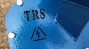 Измельчитель веток Tirex TRS с электродвигателем мощностью 2,2 кВт