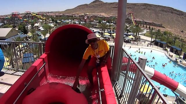 Royal Flush Extreme Water Slide at Wet'n'Wild Las Vegas смотреть онлайн