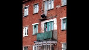 Поручик Голицын / песня о ЖКХ / Четвертые сутки не топят в квартире /  Славич Мороз