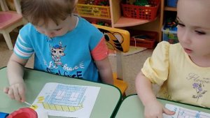 "Весеняя капель" - рисование в первой младшей группе