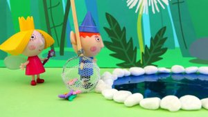 Gaston the shark, Monster at the lake