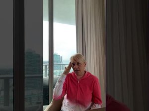 Елена Алтынникова. Души детей- аутистов. Майами.