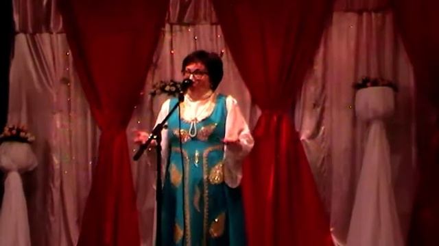 Решив отпраздновать серебряную свадьбу,Лев так сказал..