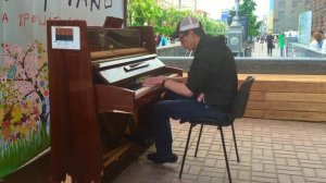 Amazing street piano\Невероятная игра уличного пианиста