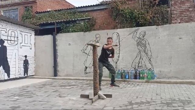 Тренировка по фланкировке.
