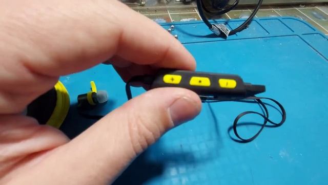 Как подключить беспроводные наушники? смотреть онлайн