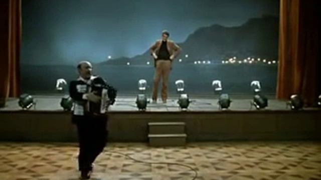 А надо мной гора Ай-Петри смотреть онлайн