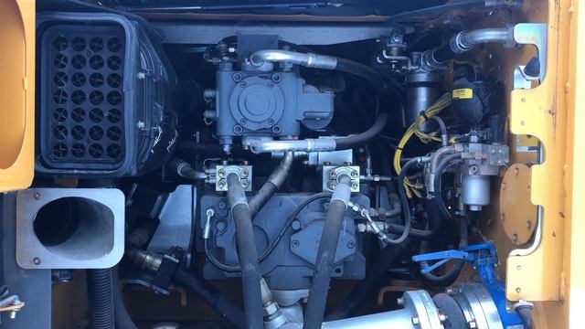 Экскаватор Liebherr R934 L пробег 18 мото/час смотреть онлайн