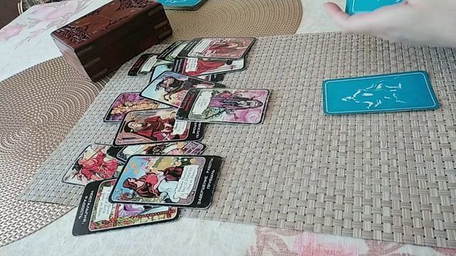 Расклад Пирамида: ЧЕГО ОЖИДАТЬ В ОТНОШЕНИЯХ С ЗАГАДАННЫМ ЧЕЛОВЕКОМ? смотреть онлайн