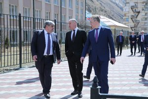 Глава КБР Казбек Коков посетил Эльбрусский район