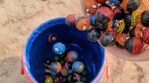 Coca Cola, Different Fanta, Mtn Dew, Pepsi,Sprite and Stretch Armstrong vs Mentos in Big Undergroun