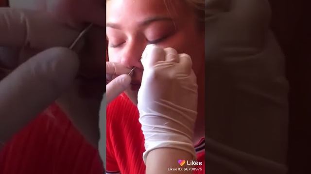 Как прокалывают нос