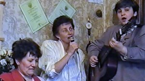 "Волшебная страна" (запись 1999 г.). Поют Вера Смирнова-Журба и Надежда Вдовкина (гитара)