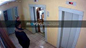 грузчики IKEA ломают лифт