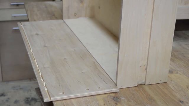 Router Table Cabinet