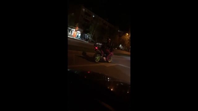 МотоКсю Усинск мотоцикл в стразах )) Honda VFR 800 мотоциклистка