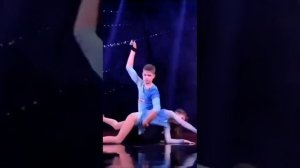 Ради любви себя сжигая, талантливые дети))