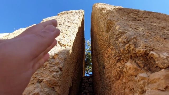 Баальбек: стоячие мегалиты и КАК ОТПИЛИЛИ "Южный камень"⁉️ смотреть онлайн