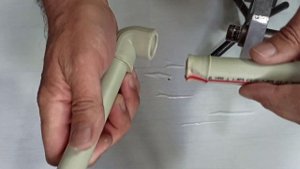 Как Сделать Кран на Раковину из ППР Трубы для Холодной или Горячей Воды! Сделай Сам.