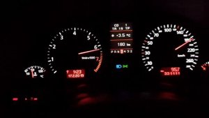 Audi A8 D2 Acceleration 2.8 vs. 3.7 vs. 4.2 vs. 6.0 vs. S8