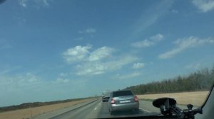 Едем в Кучугуры на машине. Пляж песочный, море теплое. Отпуск удался!